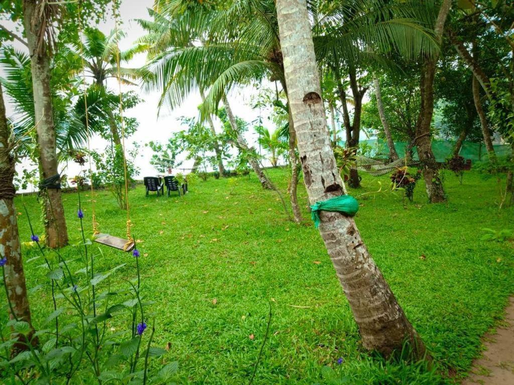 Ashtamudivillas Коллам Экстерьер фото