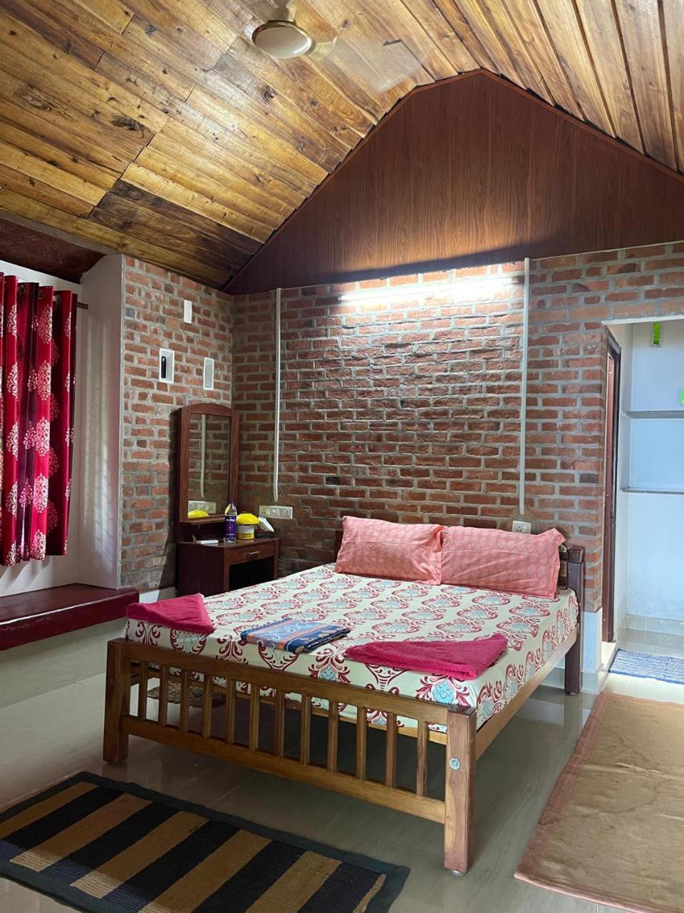 Ashtamudivillas Коллам Экстерьер фото